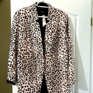 Plus Size Leopard Blazer